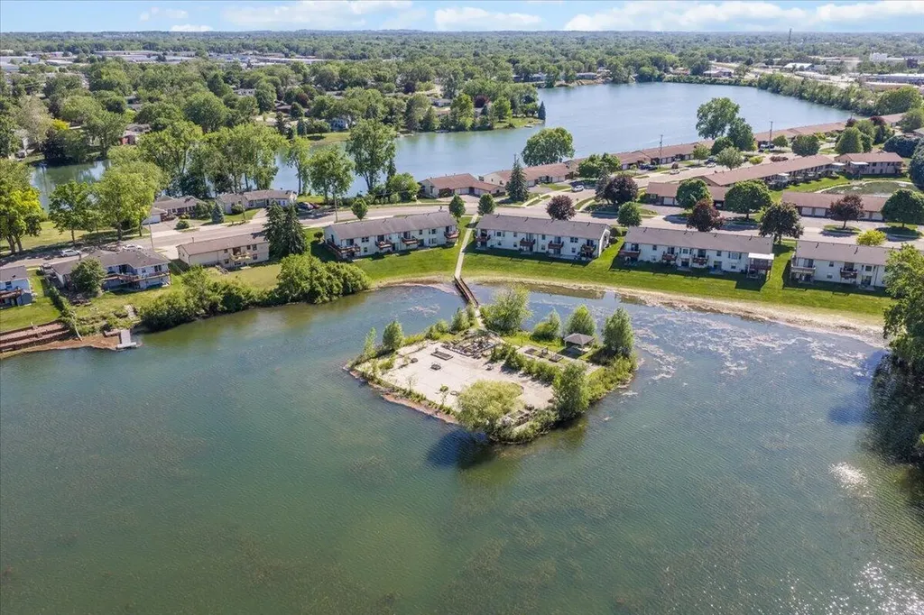 2861 Porter Street SW Grandville City MI 49418