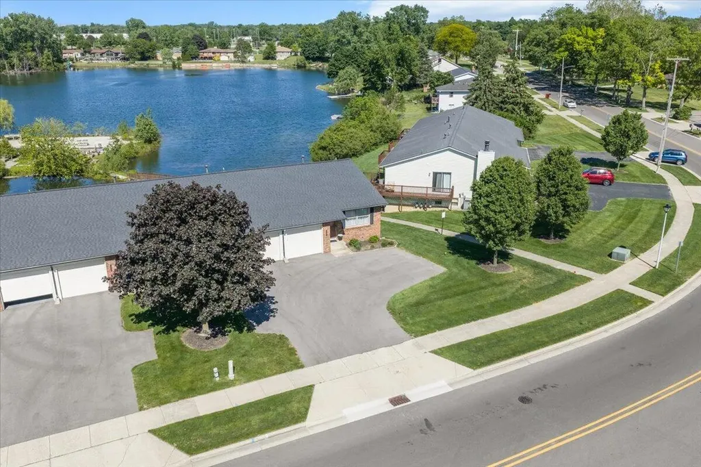 2861 Porter Street SW Grandville City MI 49418