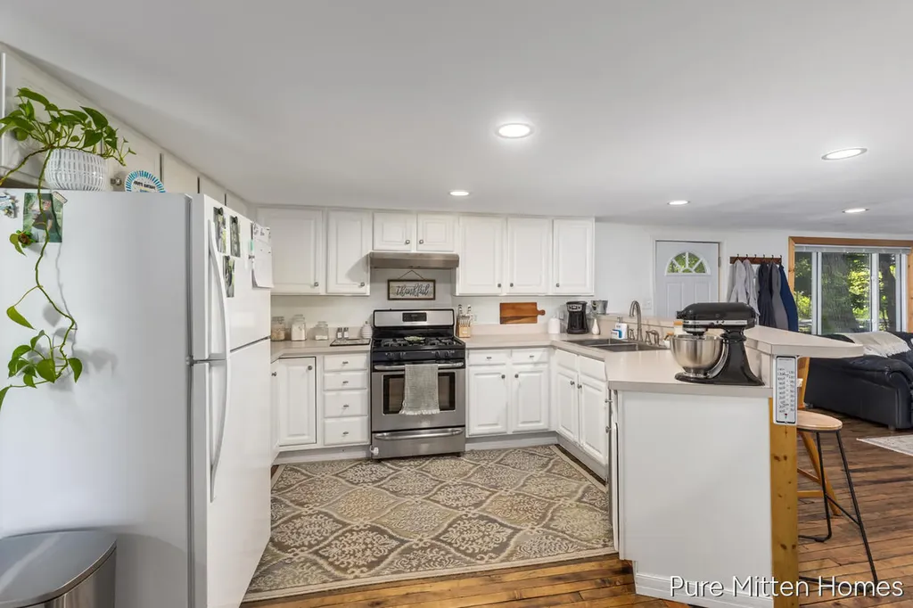 5234 S Johnson Road Montcalm Township MI 48838