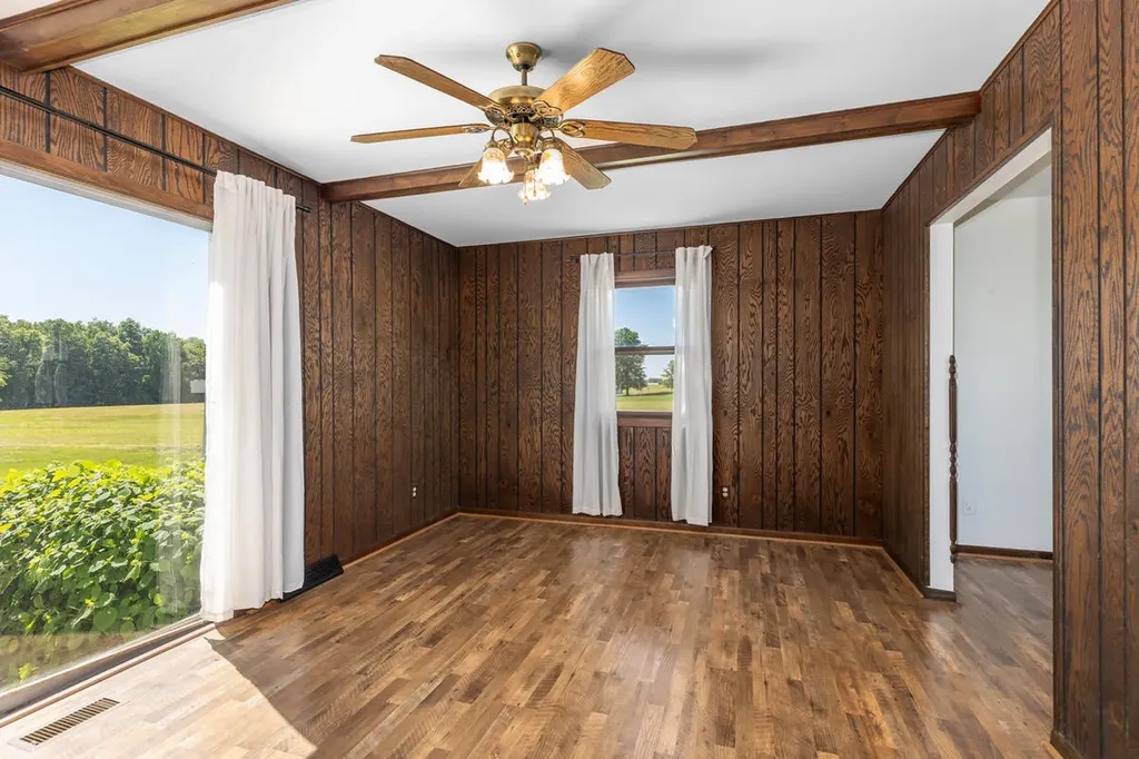 1114 48th Avenue Jamestown Charter Township MI 49426