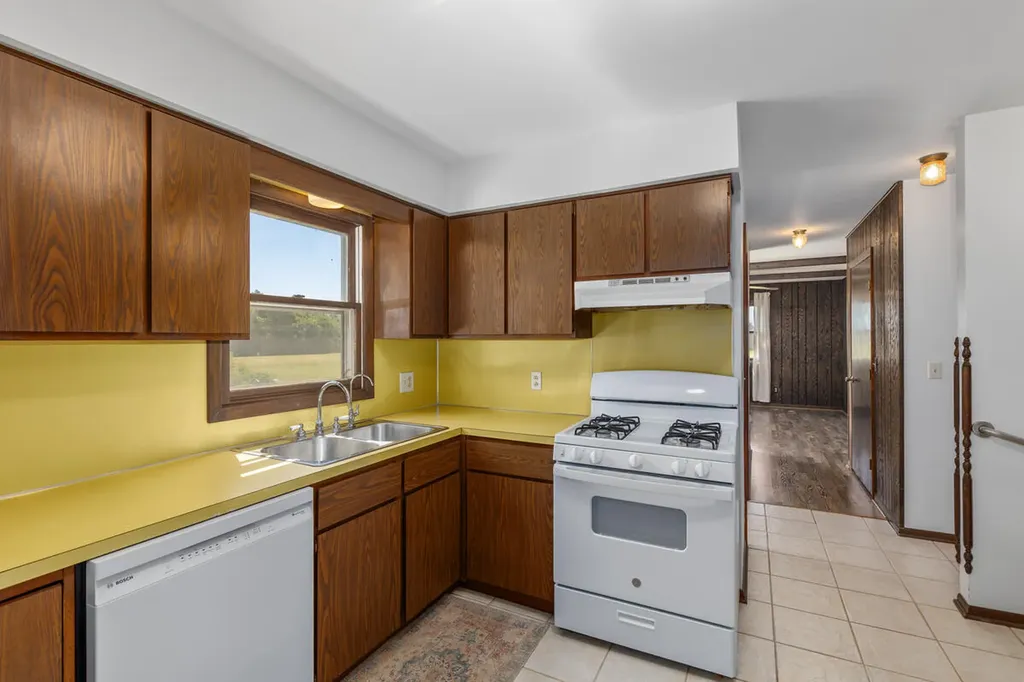 1114 48th Avenue Jamestown Charter Township MI 49426