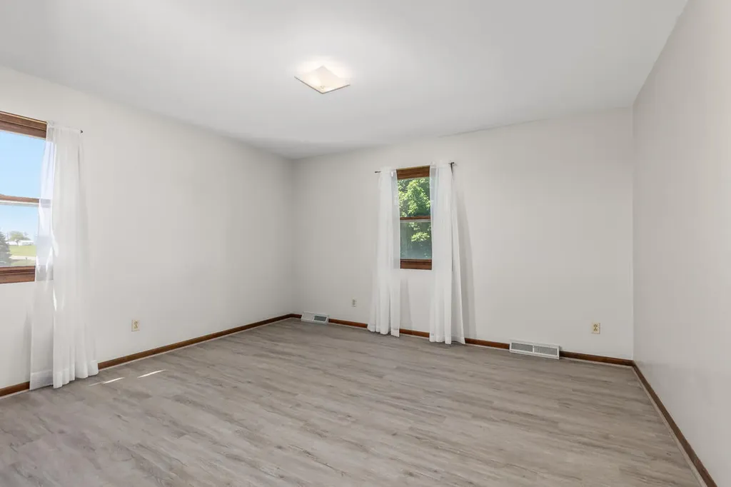 1114 48th Avenue Jamestown Charter Township MI 49426