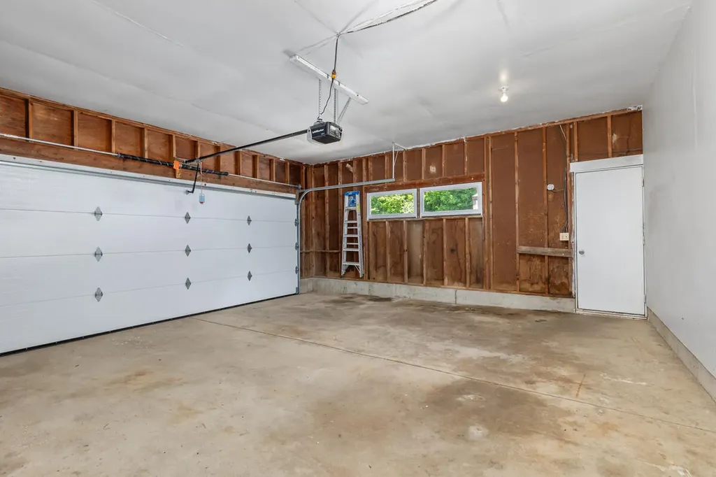 1114 48th Avenue Jamestown Charter Township MI 49426