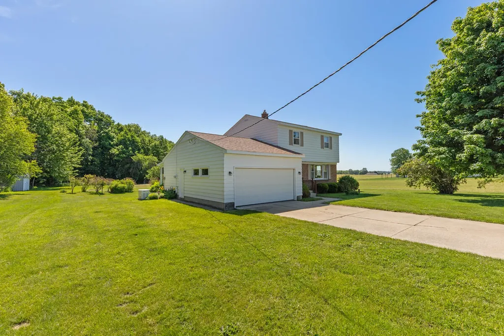 1114 48th Avenue Jamestown Charter Township MI 49426