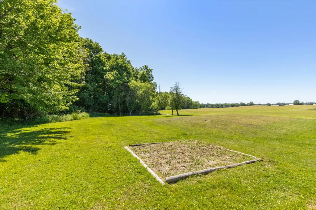 1114 48th Avenue Jamestown Charter Township MI 49426