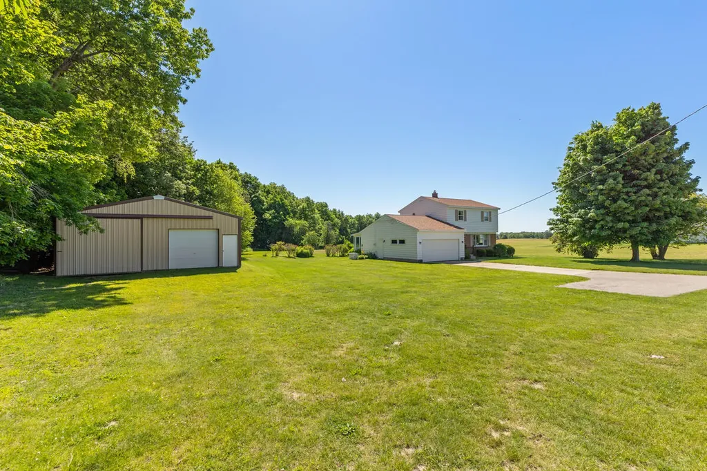 1114 48th Avenue Jamestown Charter Township MI 49426