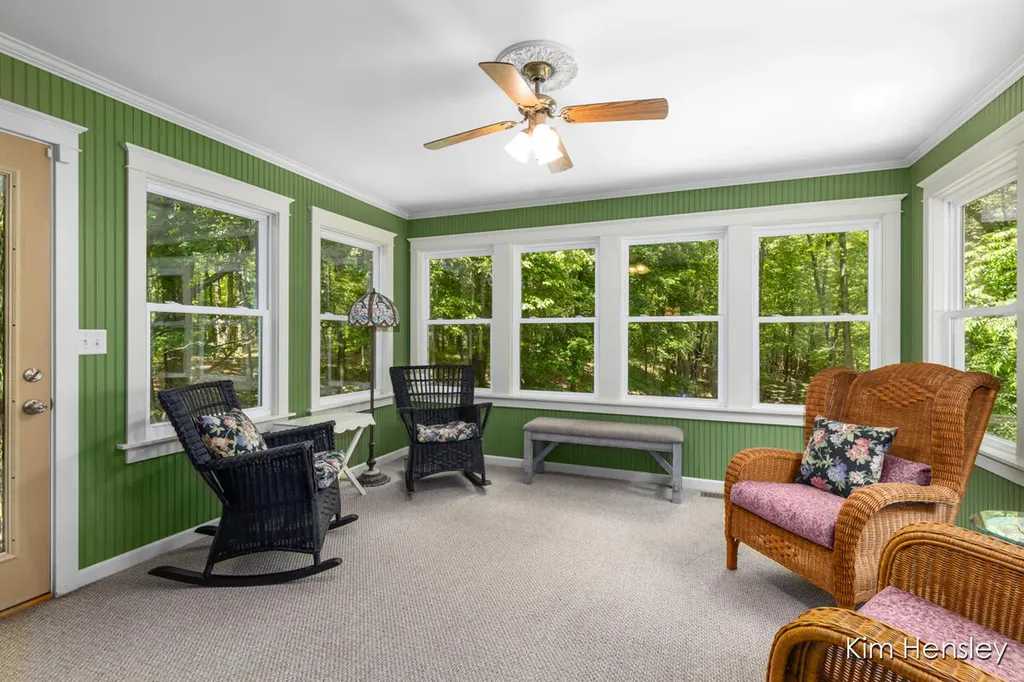 8160 Oakview Ridge Drive NE Cannon Township MI 49341