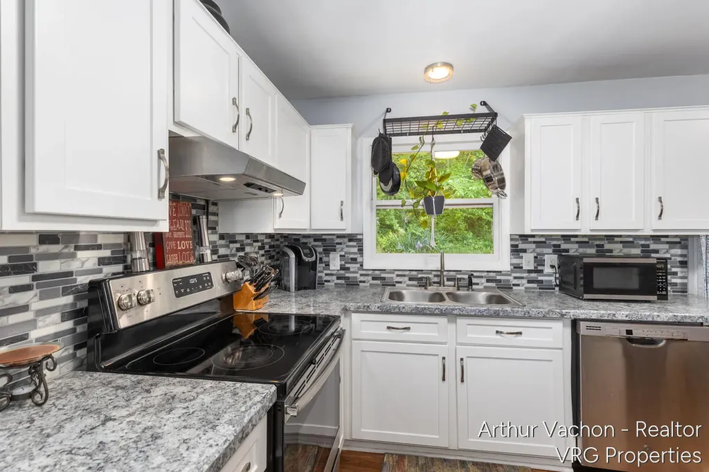 9089 Fulton Street SE Ada Township MI 49301