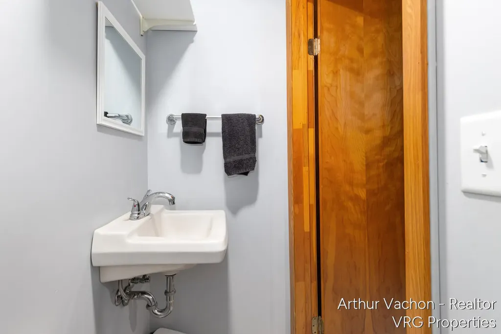 9089 Fulton Street SE Ada Township MI 49301