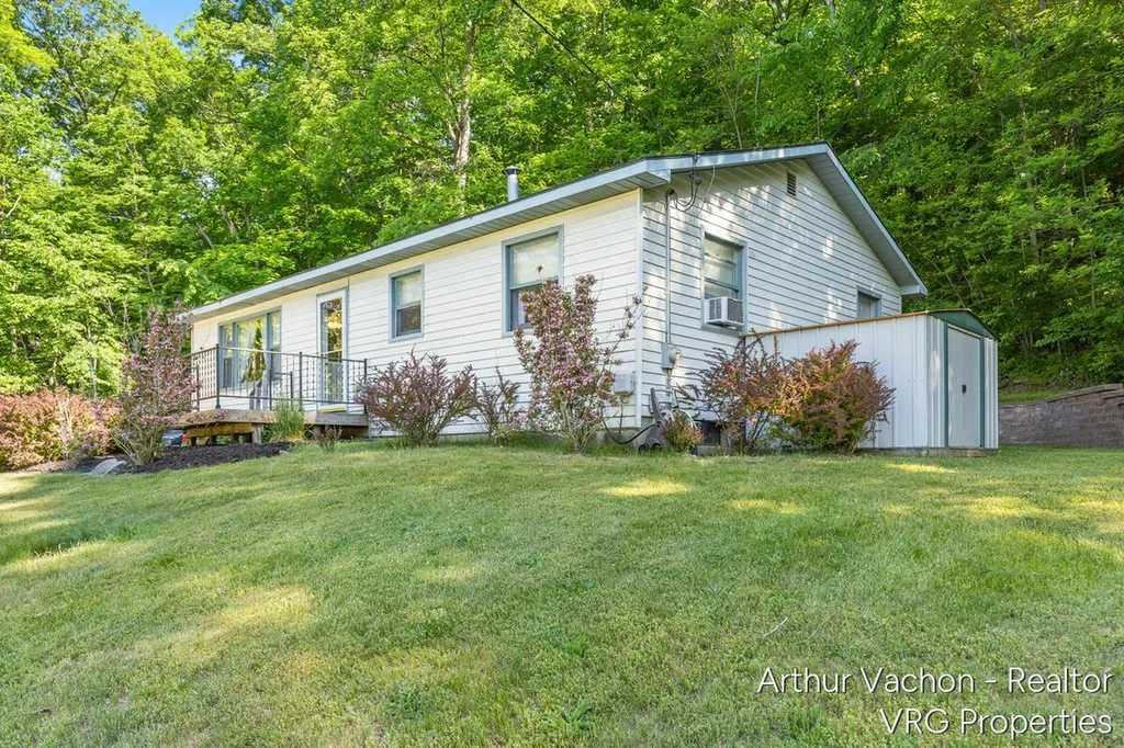 9089 Fulton Street SE Ada Township MI 49301