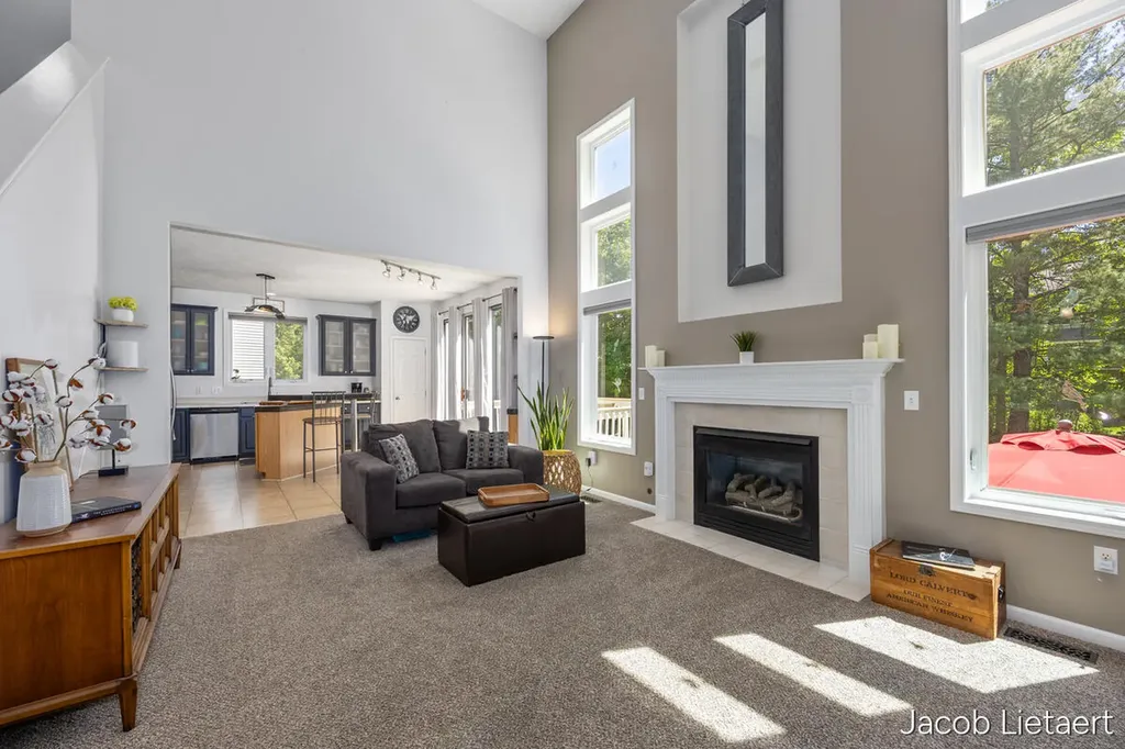 5300 Stone Briar Court SE Kentwood City MI 49512
