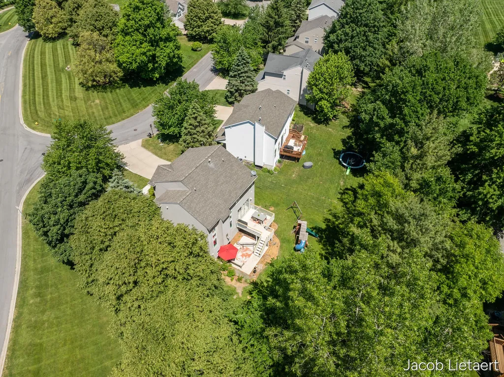 5300 Stone Briar Court SE Kentwood City MI 49512