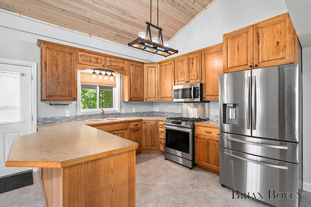 16444 210th Avenue Unknown City MI 49655