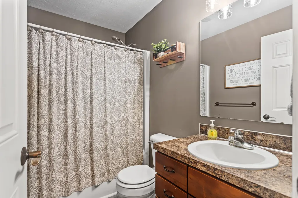 9625 Scotsmoor Drive Caledonia Township MI 49316