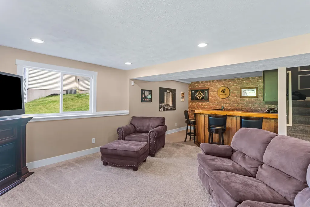 9625 Scotsmoor Drive Caledonia Township MI 49316