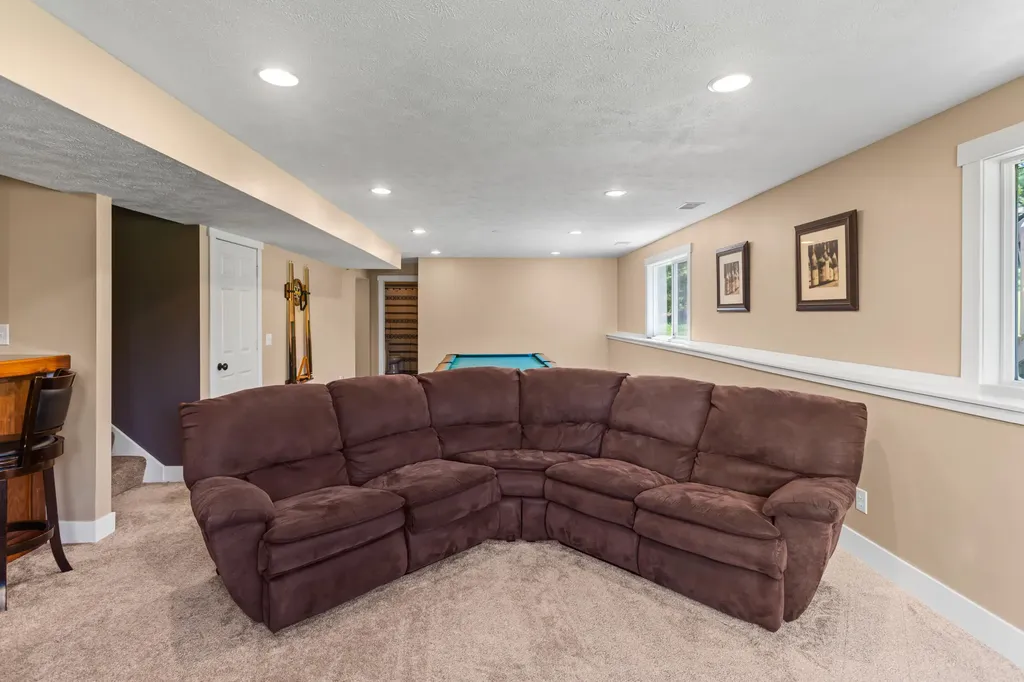 9625 Scotsmoor Drive Caledonia Township MI 49316