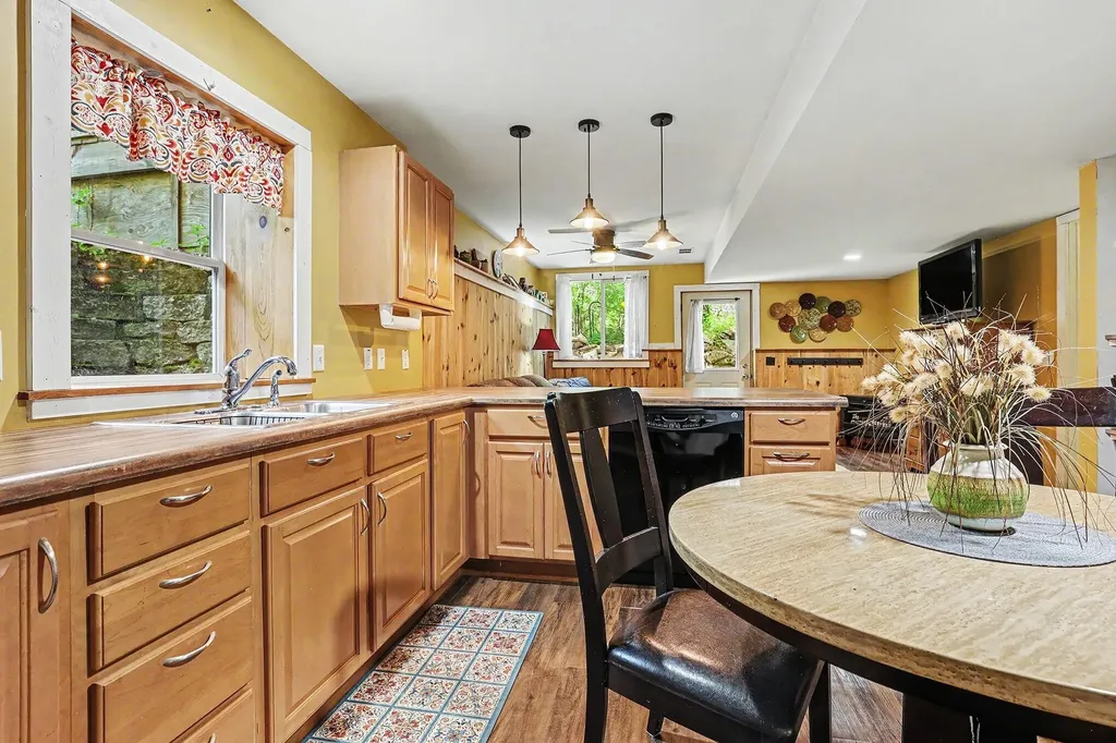 5767 Miranda Drive Montcalm Township MI 48838