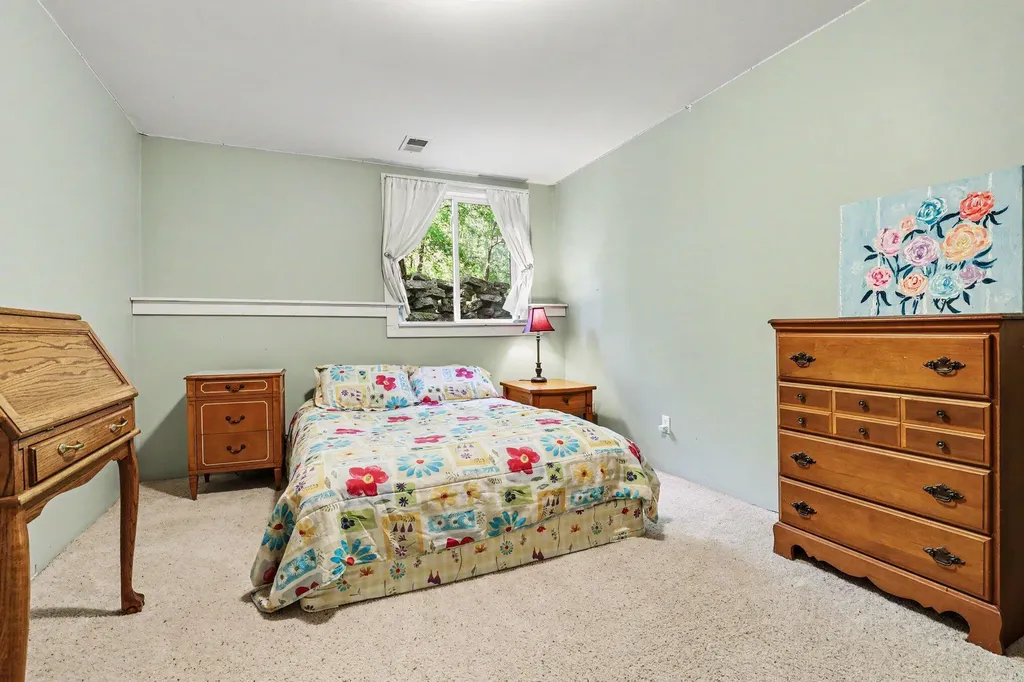 5767 Miranda Drive Montcalm Township MI 48838