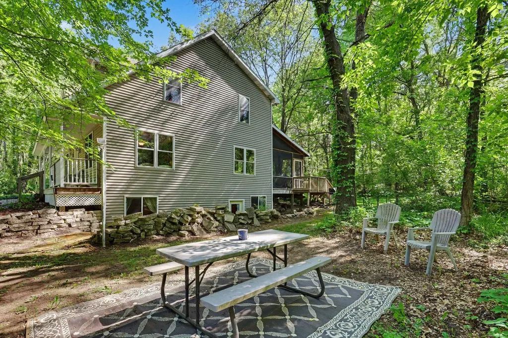 5767 Miranda Drive Montcalm Township MI 48838