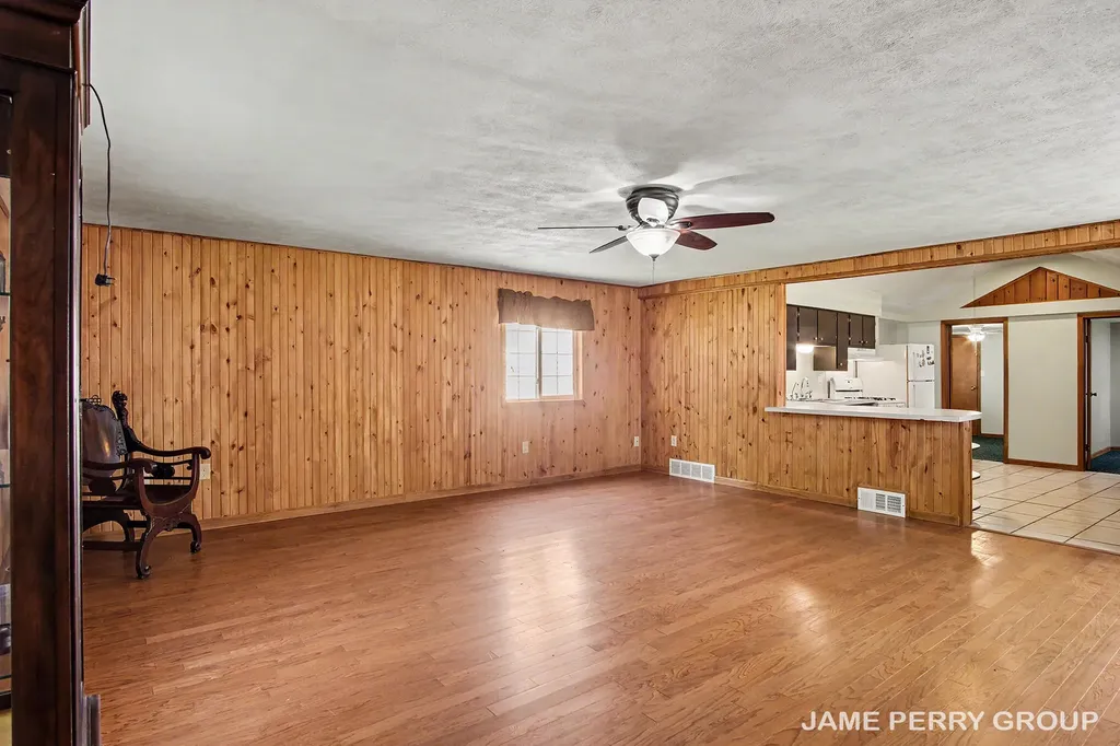 940 S Woodruff Drive S Evergreen Township MI 48888