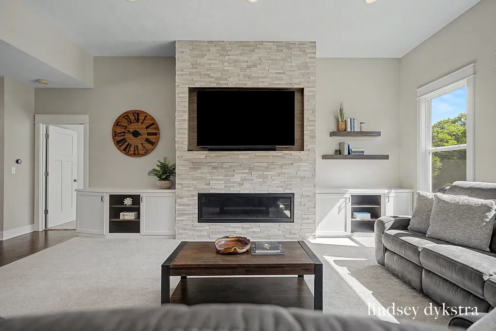 9644 Meadow Valley Gaines Charter Township MI 49316