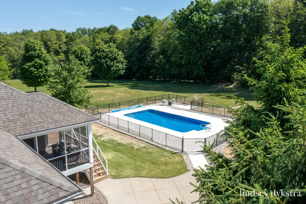 9644 Meadow Valley Gaines Charter Township MI 49316