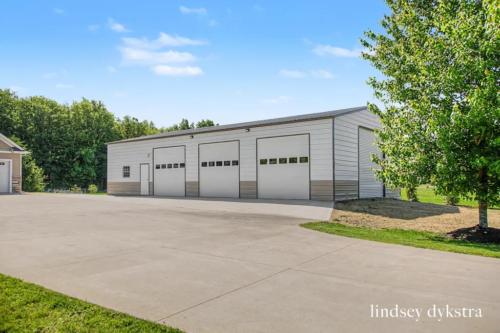 9644 Meadow Valley Gaines Charter Township MI 49316