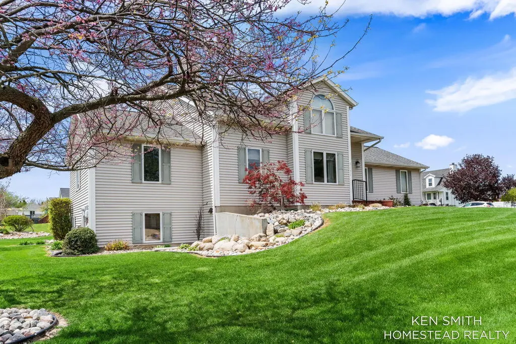 5131 Windybrook Drive SW Wyoming City MI 49418