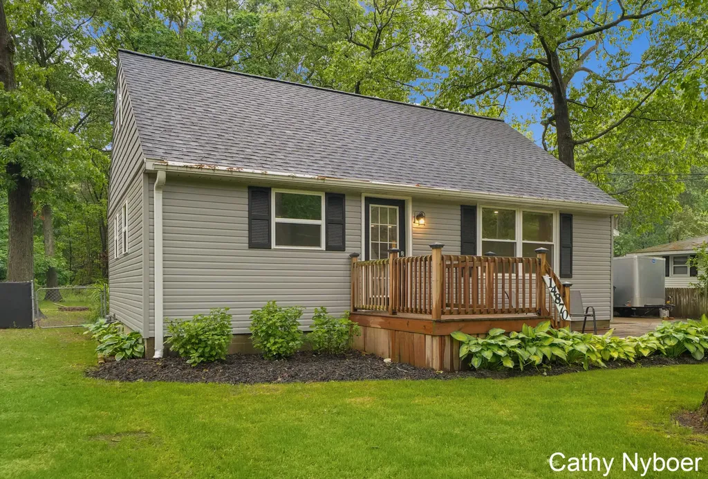 14870 Sharon Avenue Grand Haven Charter Township MI 49417