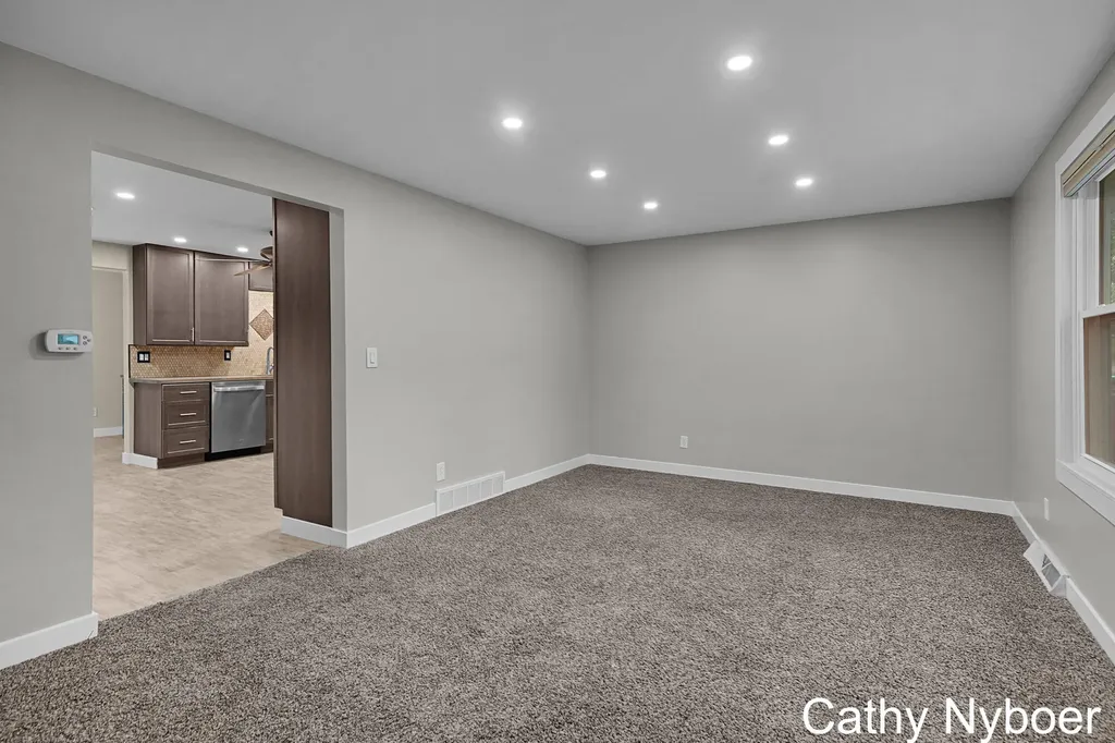 14870 Sharon Avenue Grand Haven Charter Township MI 49417