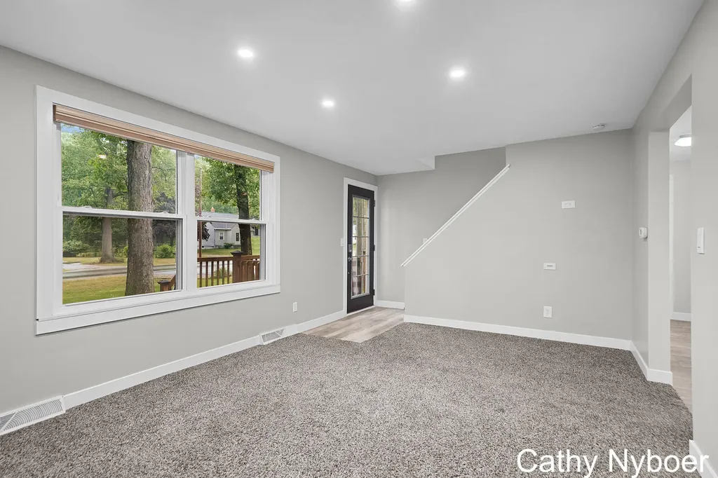 14870 Sharon Avenue Grand Haven Charter Township MI 49417