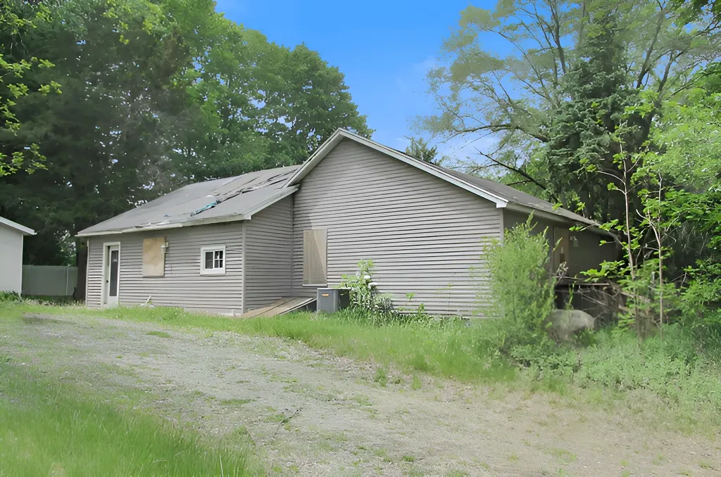 128 W Colfax Street Hastings City MI 49058