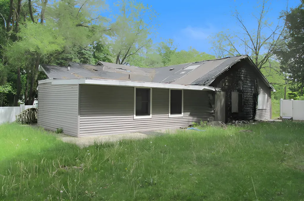 128 W Colfax Street Hastings City MI 49058
