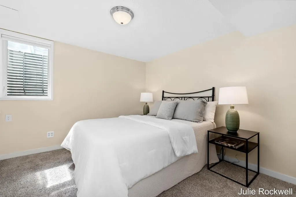 1436 Four Mile Road NE Grand Rapids Charter Township MI 49525