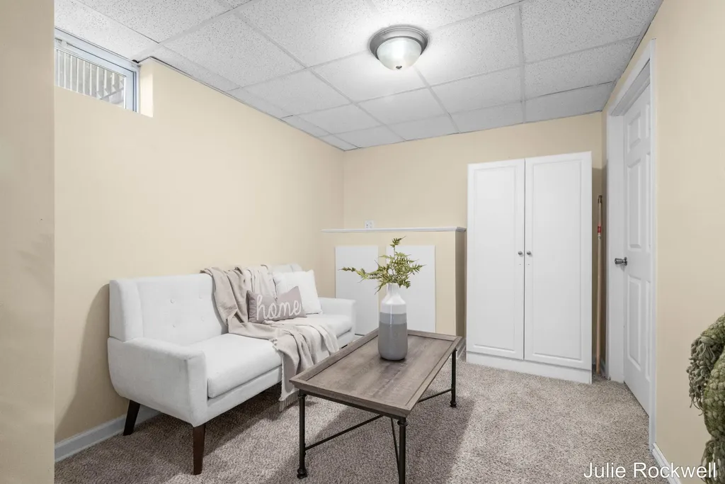 1436 Four Mile Road NE Grand Rapids Charter Township MI 49525