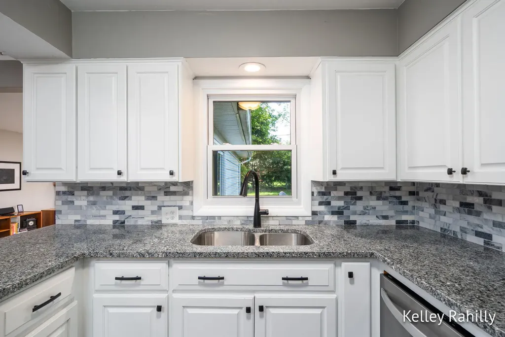 1716 Millbank Street SE Grand Rapids City MI 49508