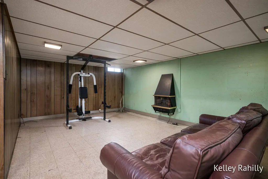 1716 Millbank Street SE Grand Rapids City MI 49508