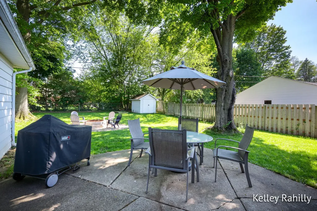 1716 Millbank Street SE Grand Rapids City MI 49508