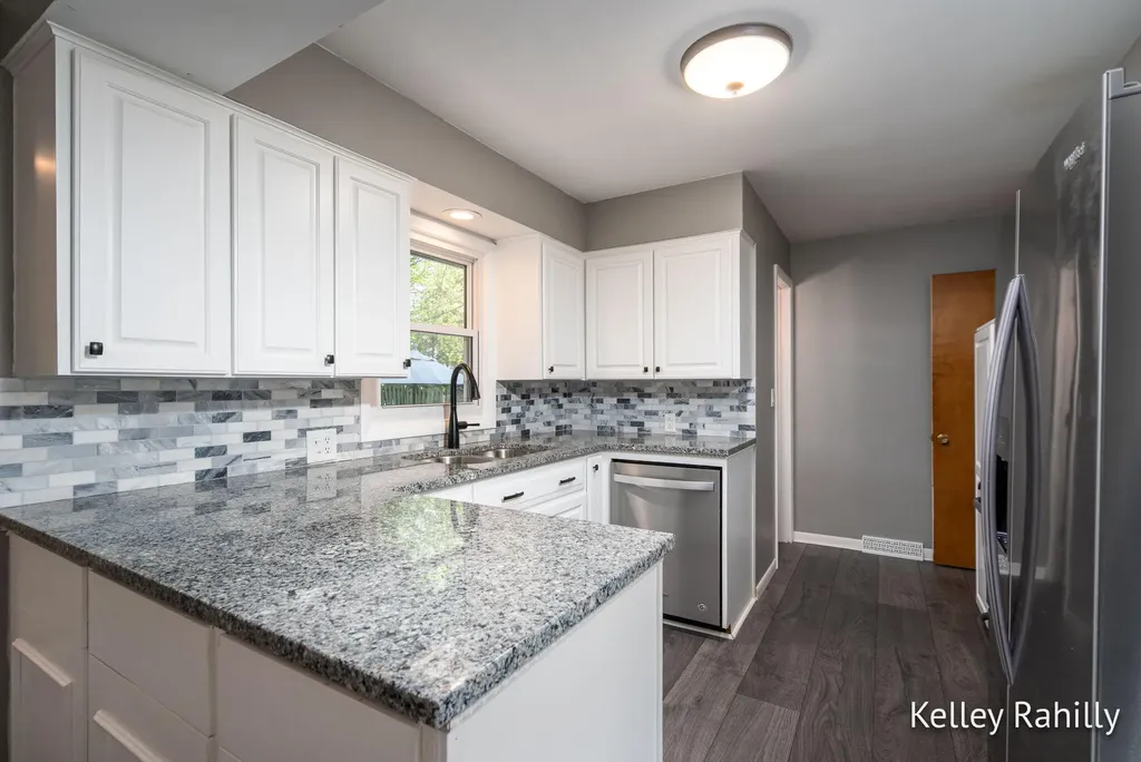 1716 Millbank Street SE Grand Rapids City MI 49508
