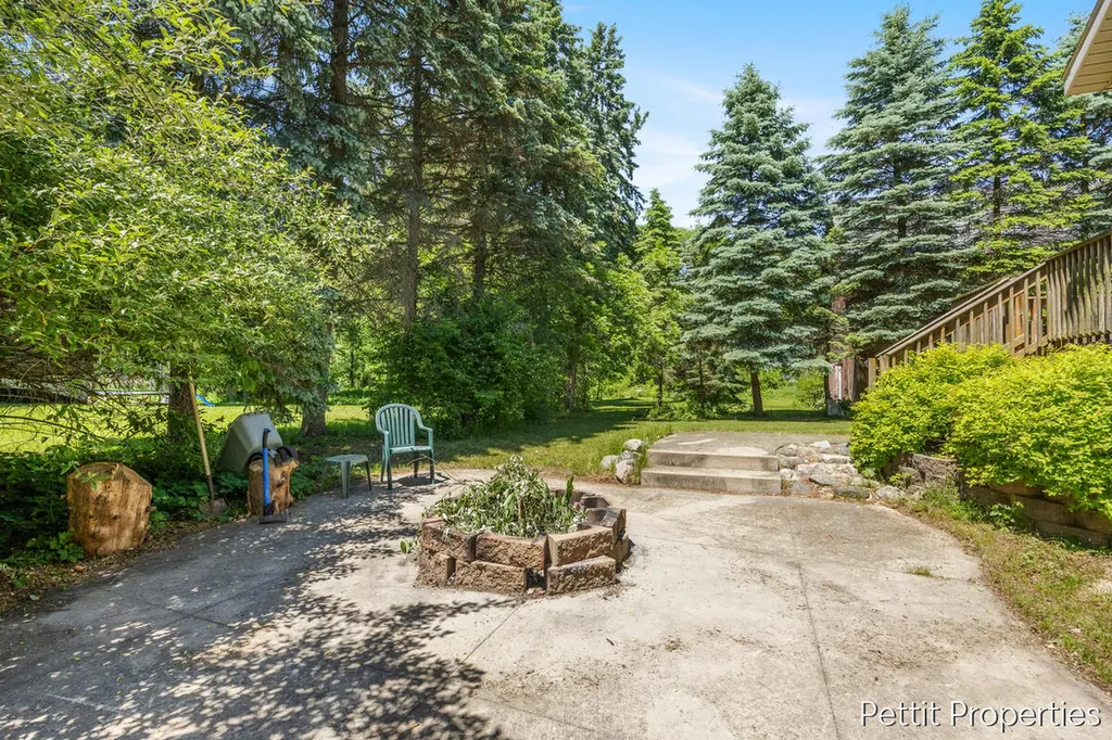 2481 Bauer Road Georgetown Charter Township MI 49428