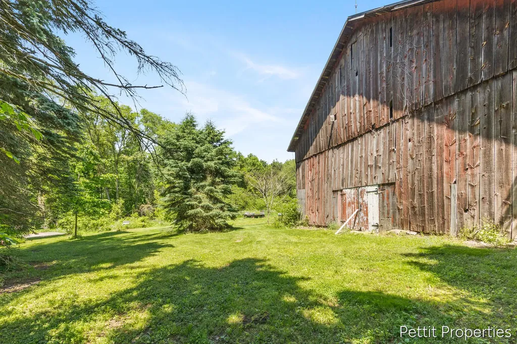 2481 Bauer Road Georgetown Charter Township MI 49428