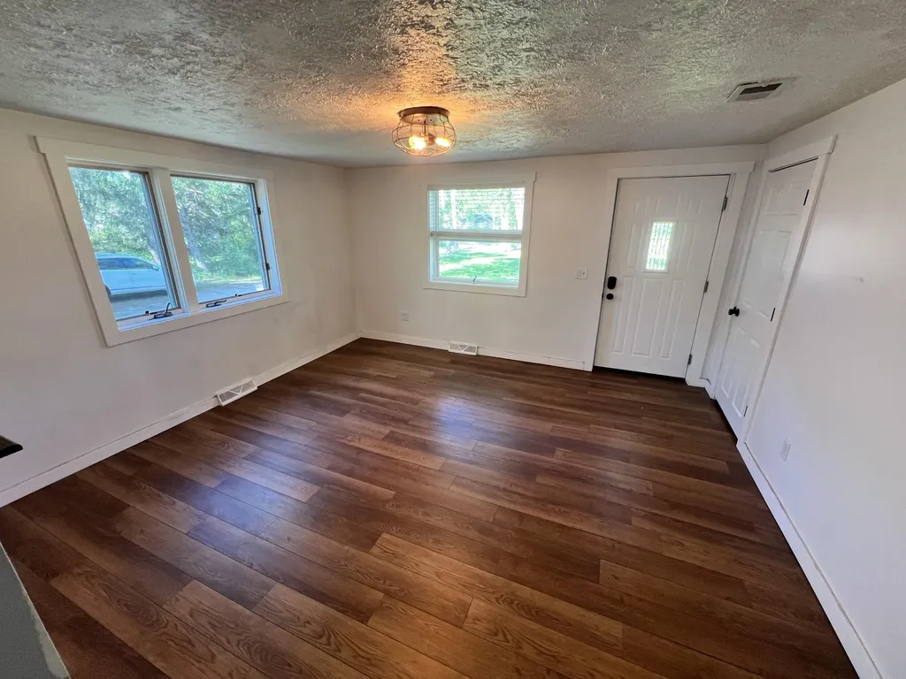 4404 S Sheridan Drive Fruitport Charter Township MI 49444