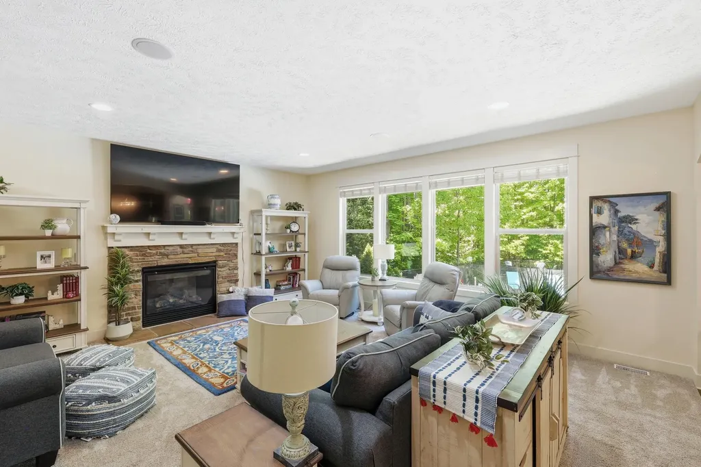 9339 Bay Harbor Court NE Algoma Township MI 49341