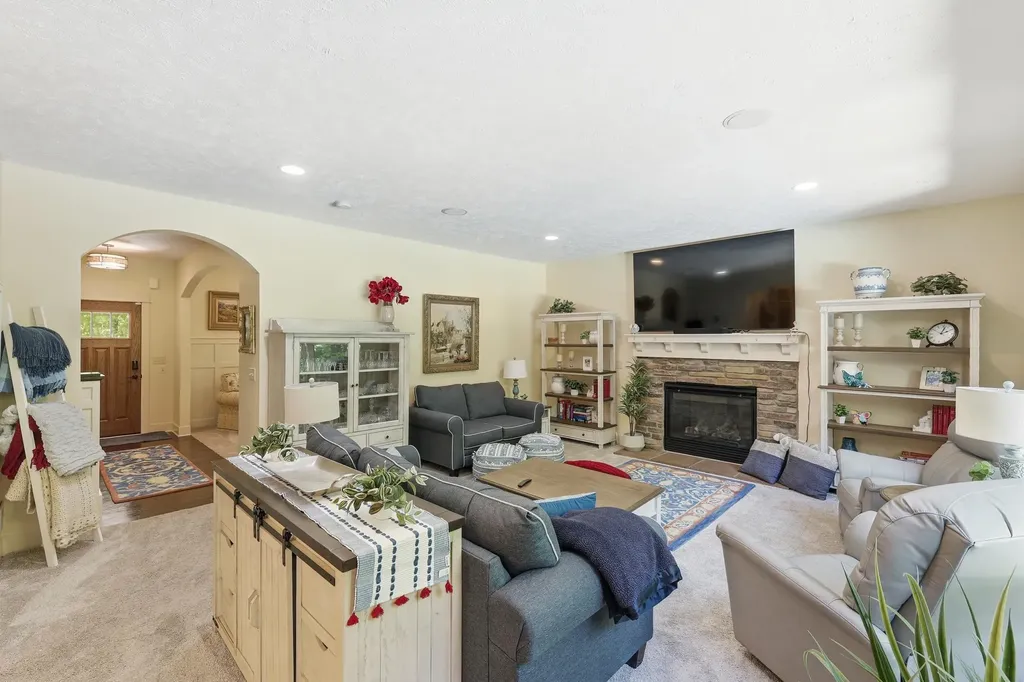 9339 Bay Harbor Court NE Algoma Township MI 49341