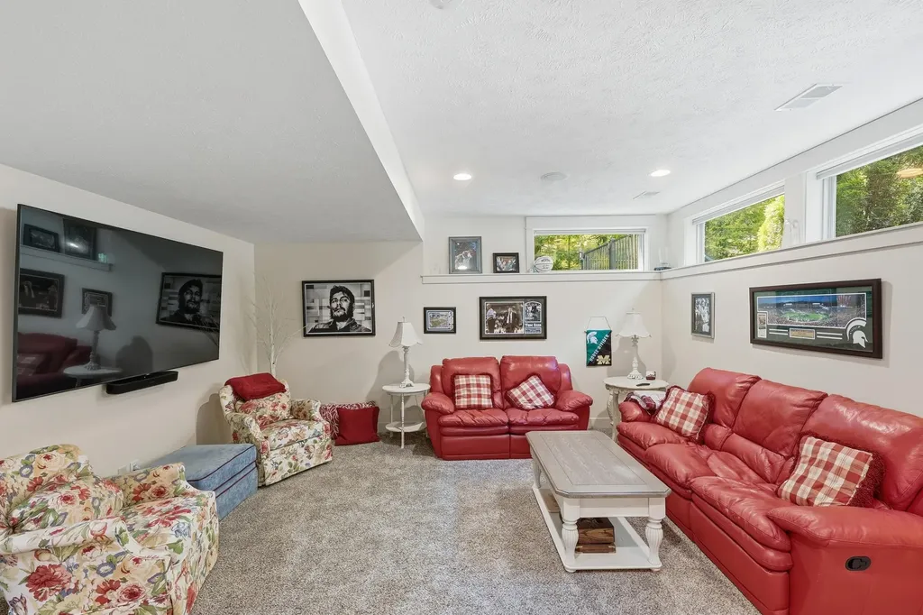 9339 Bay Harbor Court NE Algoma Township MI 49341