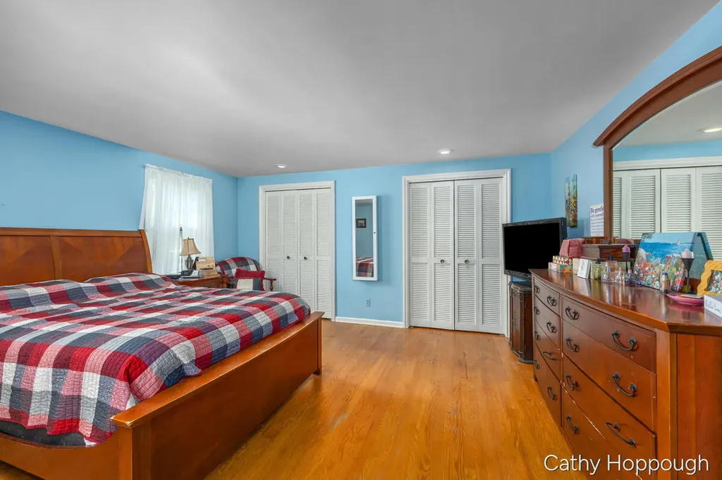 752 Ridgewood Drive Ionia City MI 48846