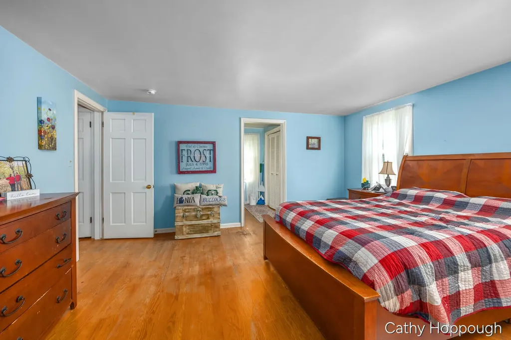 752 Ridgewood Drive Ionia City MI 48846
