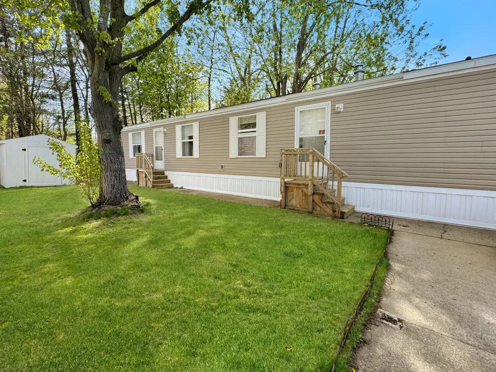2732 Timmins Street SW Wyoming City MI 49519