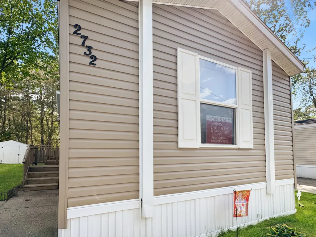 2732 Timmins Street SW Wyoming City MI 49519