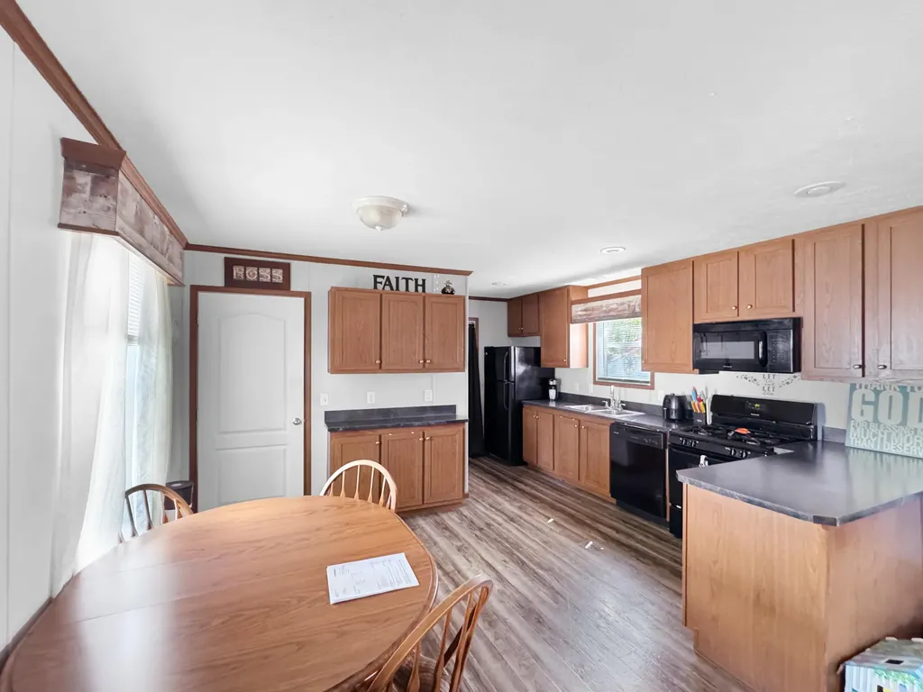 2732 Timmins Street SW Wyoming City MI 49519